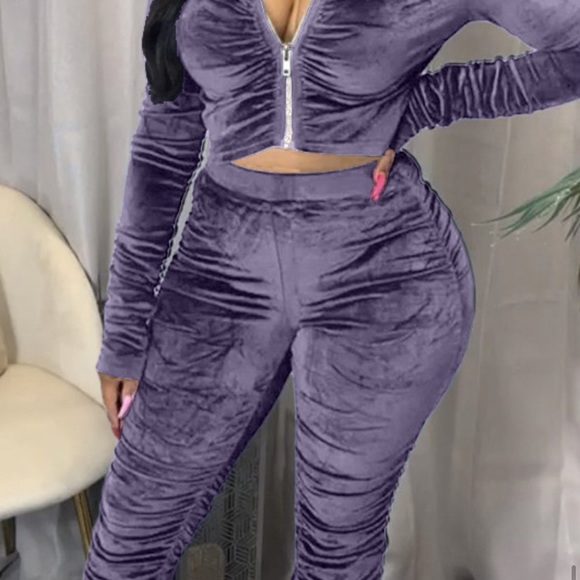 Stacked Woman Velvet Sets (Purple, Black and Pink) - Picture 2 of 3